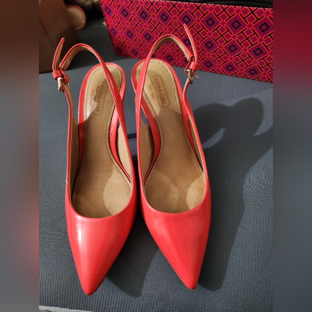 Coach Pump Shoes peach/pink Size 5